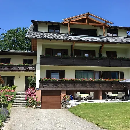 Apartment Gästehaus Franz Stissen
